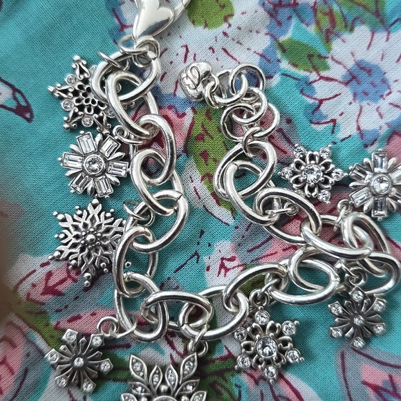Brighton Collectibles Silver Snowflake Charm Bracelet - Picture 5 of 6